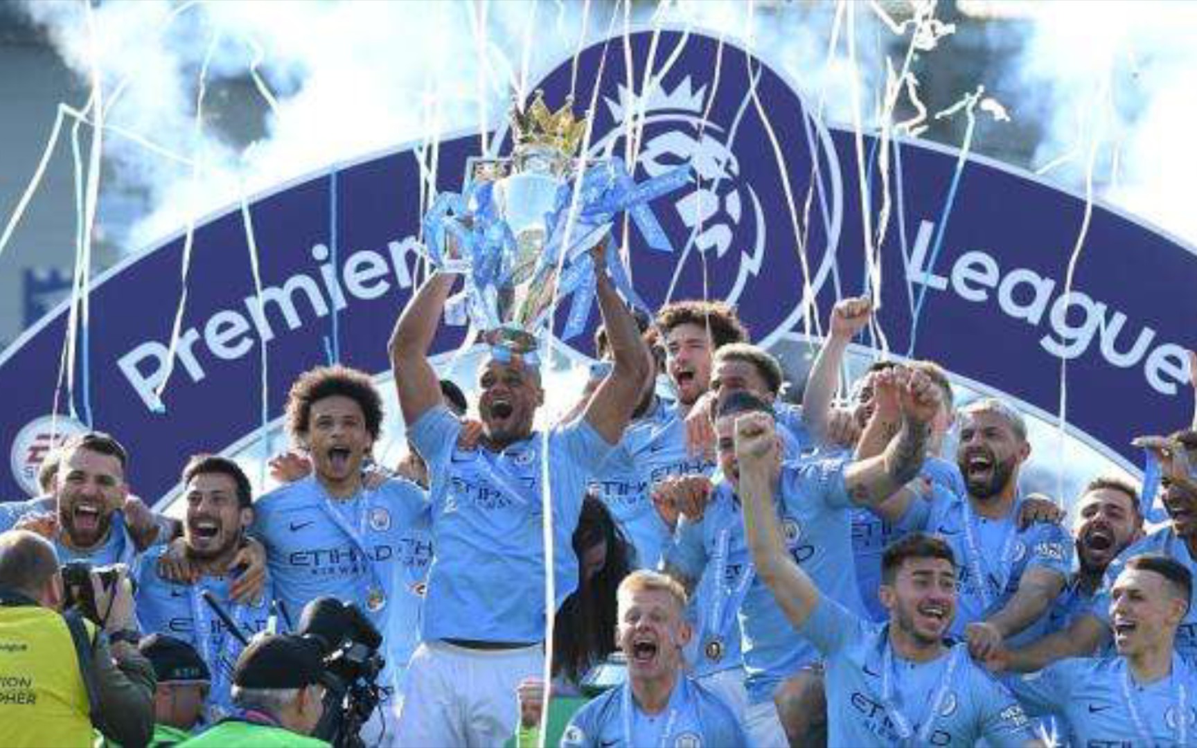 冠庆典添上 冠庆典添上